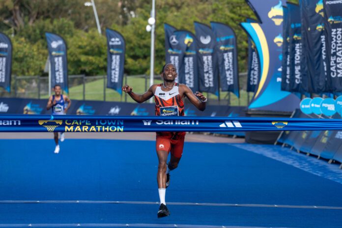 Image 1 Fahwaaz Cornelius.jpg Cape town marathon major